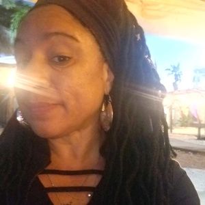 Meet your Posher, Charlene